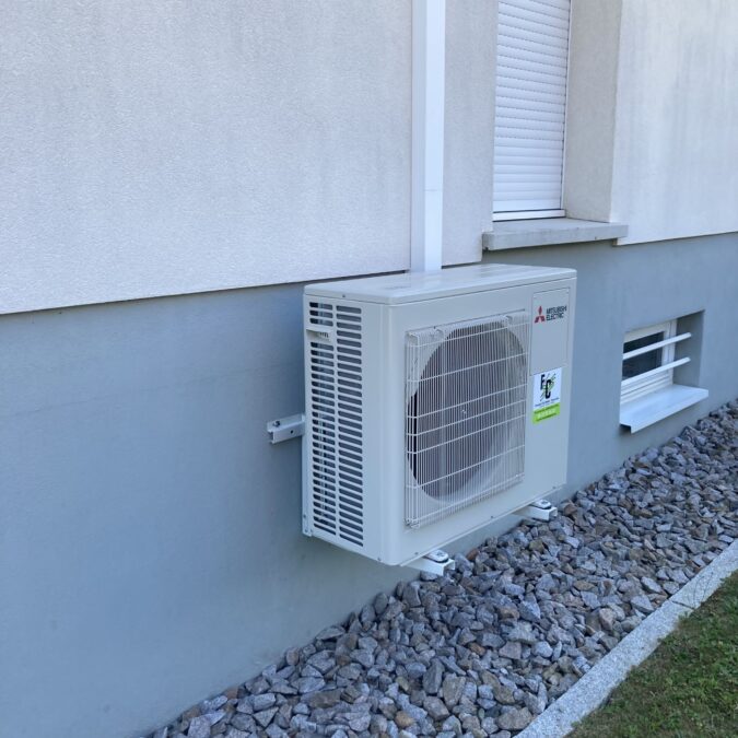 Pose d’une climatisation et &eacute;clairage ext&eacute;rieur &agrave; Burnhaupt le haut Saint-Louis 4