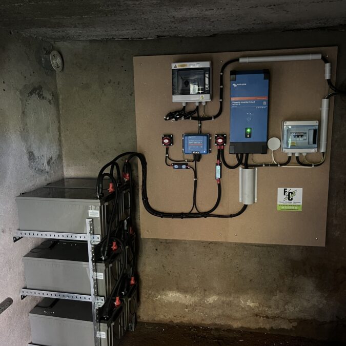 Panneaux photovolta&iuml;ques sur batteries (site isol&eacute;) &agrave; Bourbach le Bas Guebwiller 2