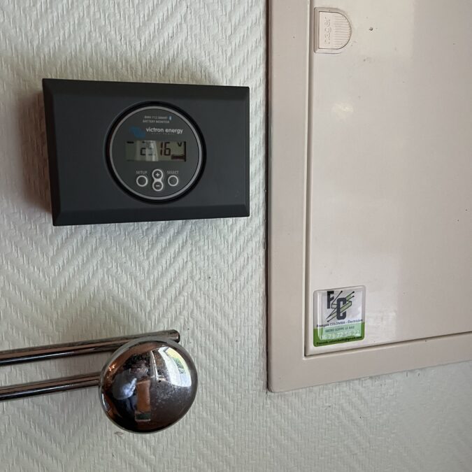 Panneaux photovolta&iuml;ques sur batteries (site isol&eacute;) &agrave; Bourbach le Bas Audincourt 3