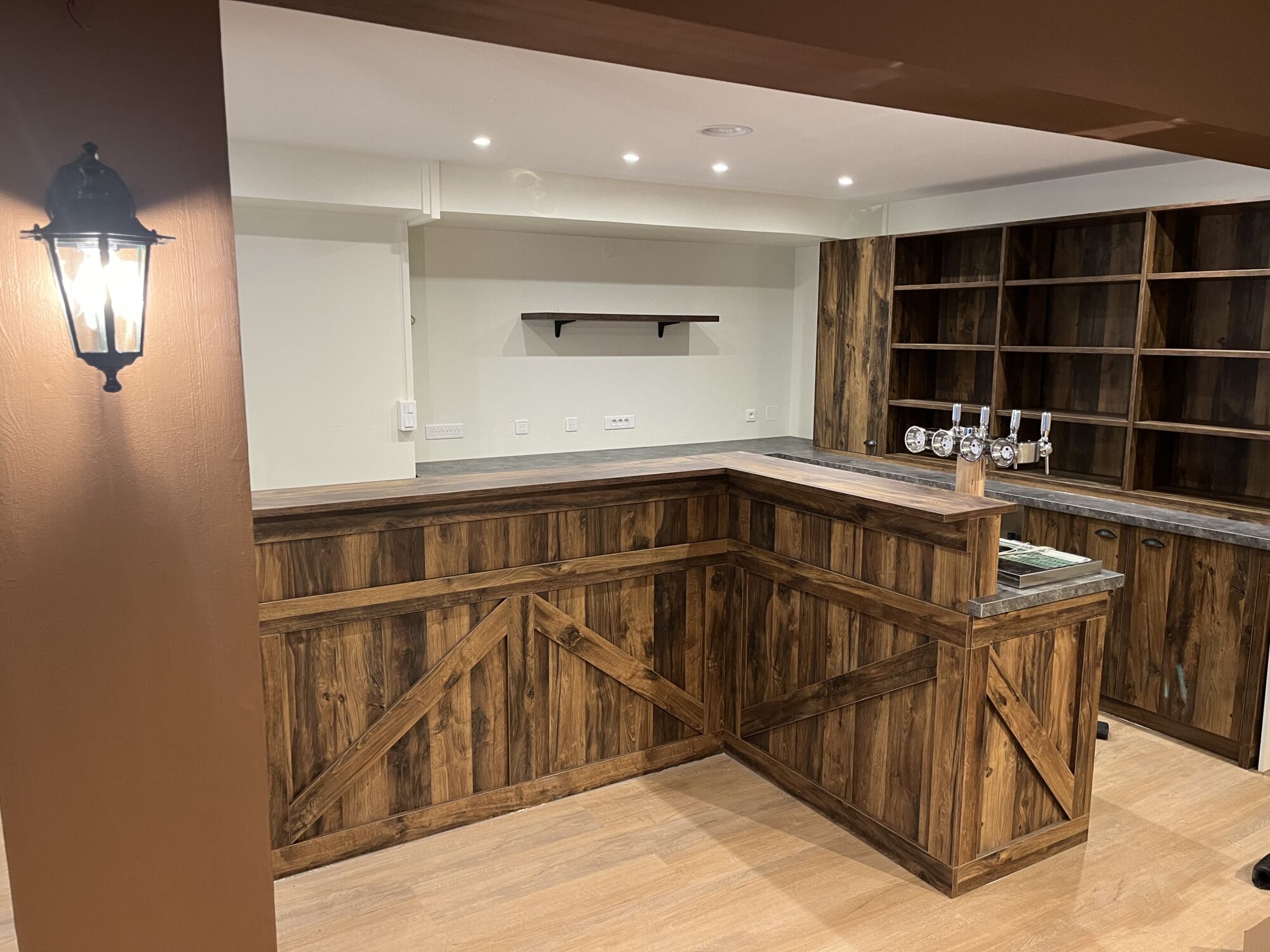 R&eacute;novation – Bar &agrave; jeux &agrave; Moosch Illzach