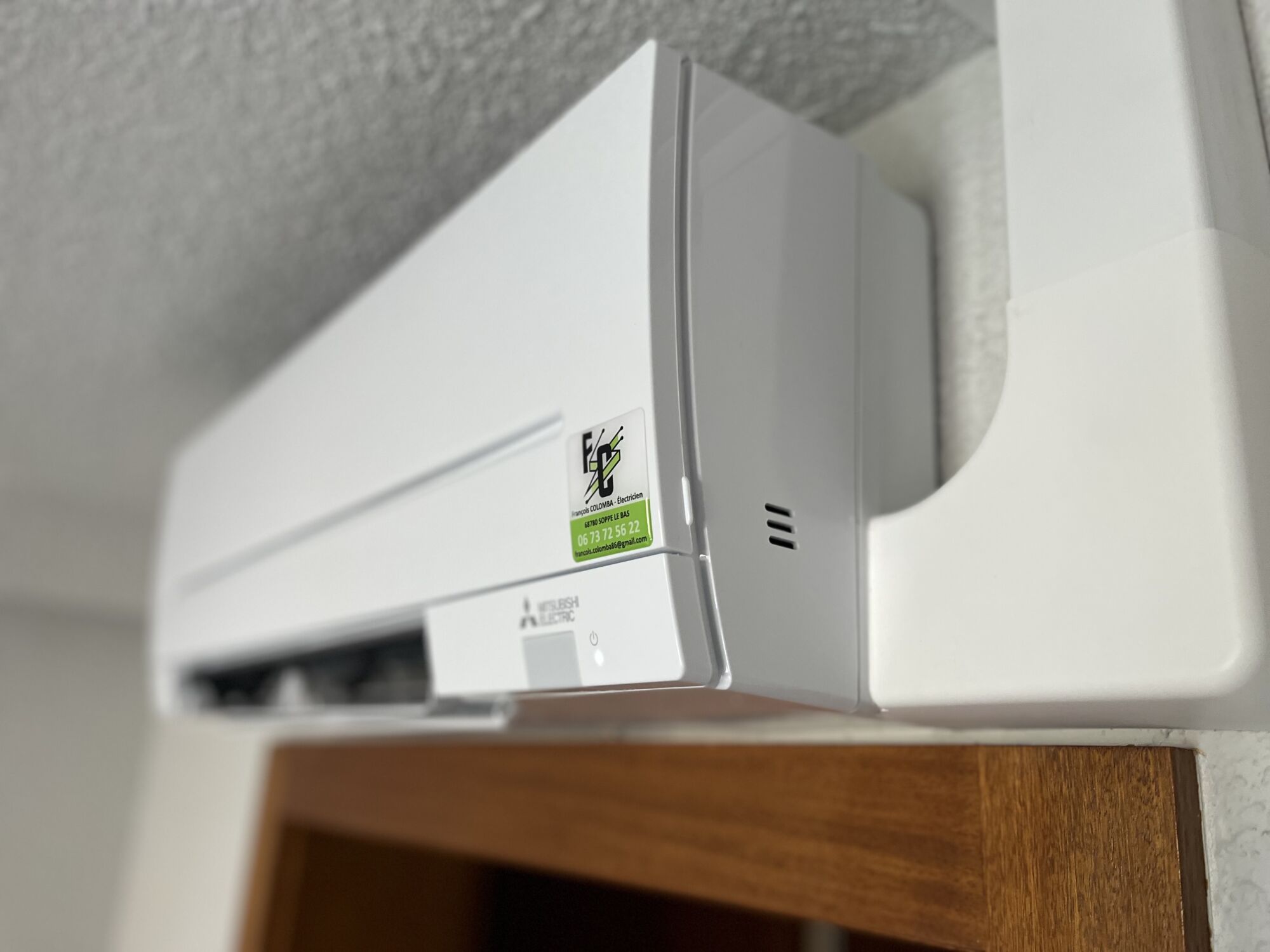 Installation de climatisations MITSUBISHI dans les 14 chambres d’un h&ocirc;tel &agrave; Eguisheim Audincourt