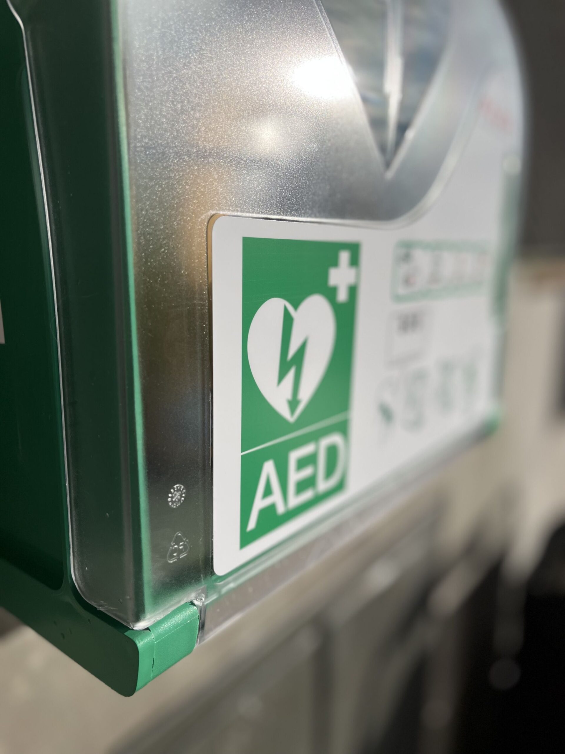 Alimentation d’un d&eacute;fibrillateur &agrave; Niffer Audincourt