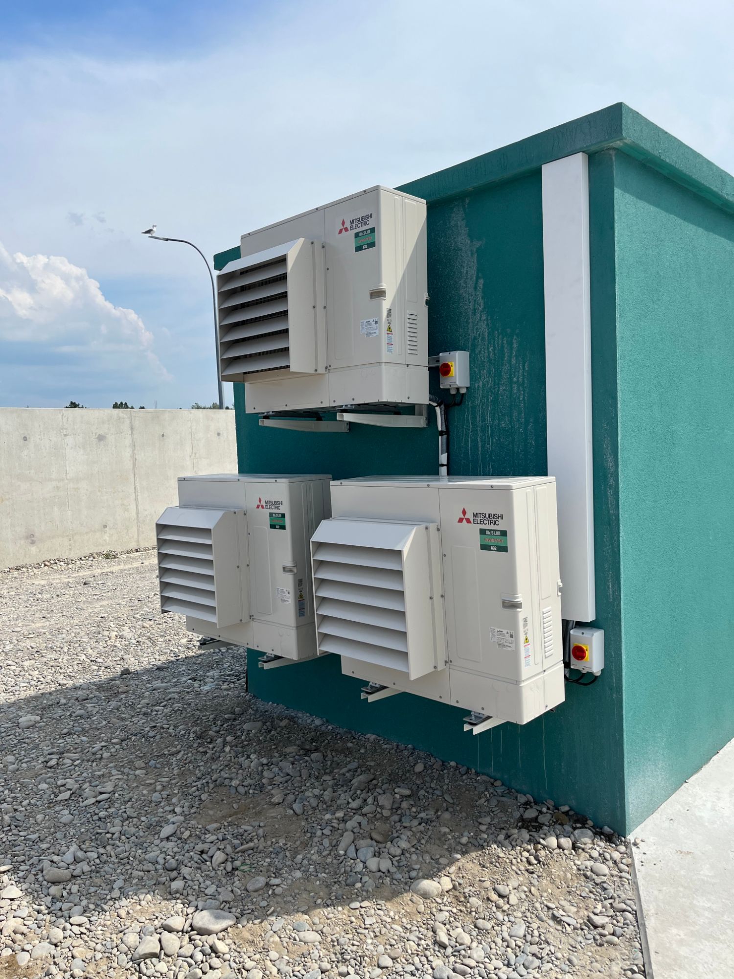 Installation et d&eacute;pannage de pompes &agrave; chaleur et climatisations pr&egrave;s de Mulhouse et Belfort Illzach 0